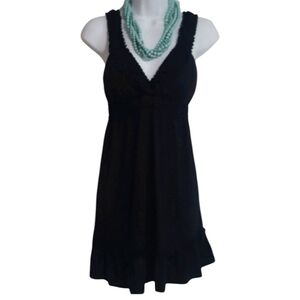 Belle Du Jour Womens Small Deep V Ruffle Bottom Black Cinched Sleeveless Dress